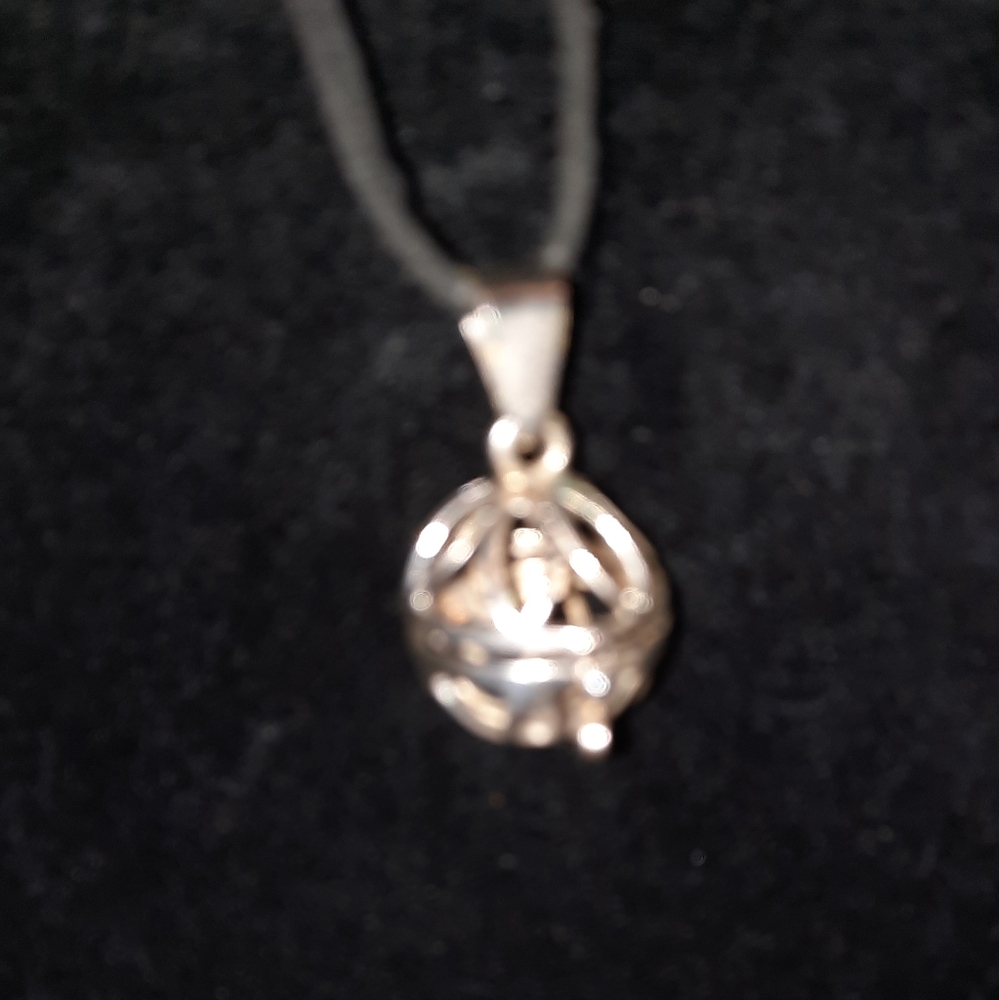 Mexico Silver cage pendant gemstone corded necklace with 925 sterling clasp - Picture 3 of 11